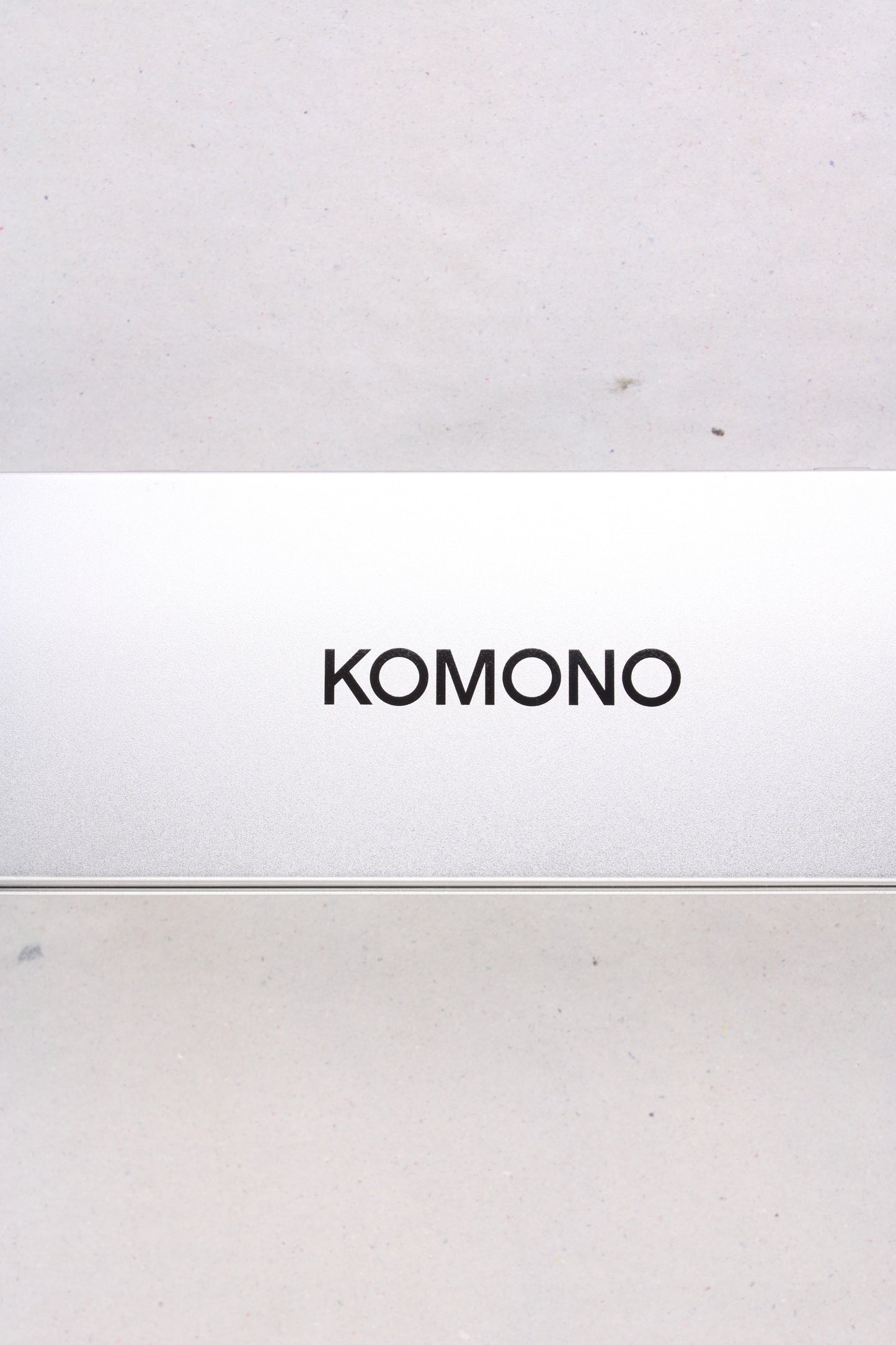 Komono Kinder Sonnenbrille Modell The Lulu UV400 braun Größe Onesize neu mit Etikett