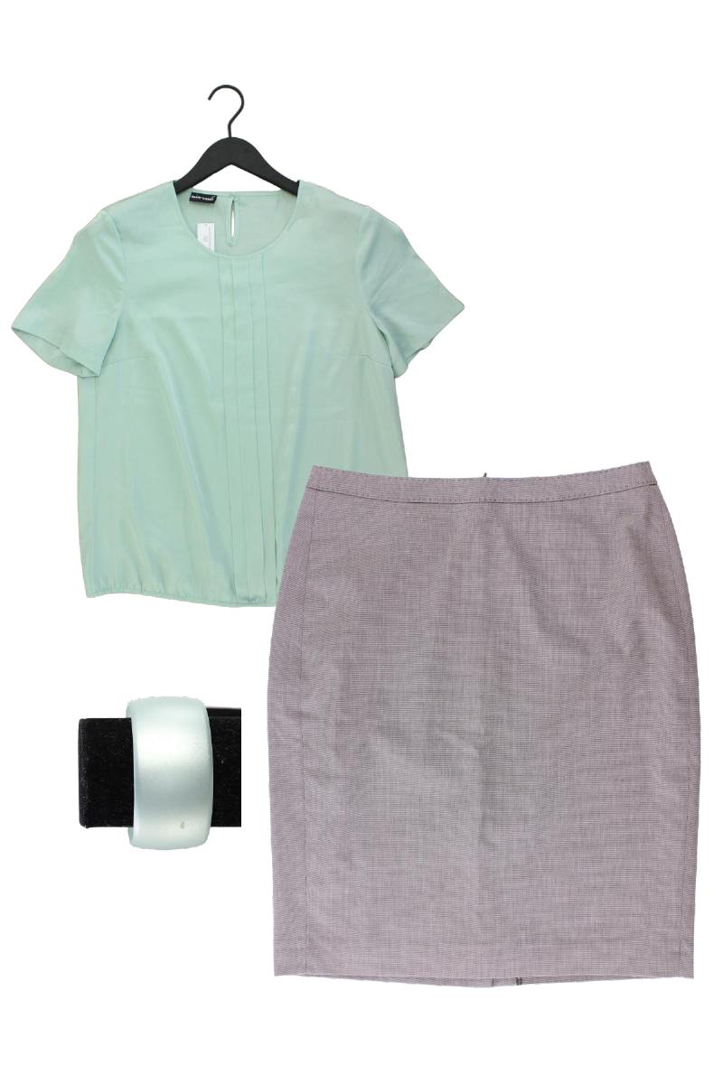 Second Hand Outfit Größe S mit Gerry Weber Kurzarmbluse in Gr. S und Armband