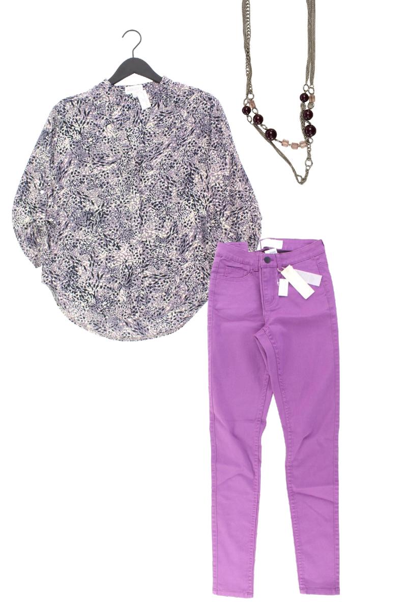Second Hand Outfit Größe M mit Apricot Oversize-Bluse in Gr. M und Halskette