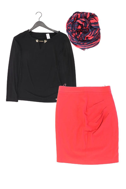 Second Hand Outfit Größe L mit Shirt mit V-Ausschnitt in Gr. L und Tuch