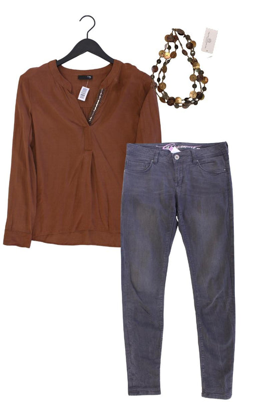 Second Hand Outfit Größe M mit THOMAS RABE Langarmbluse in Gr. 38 und Halskette