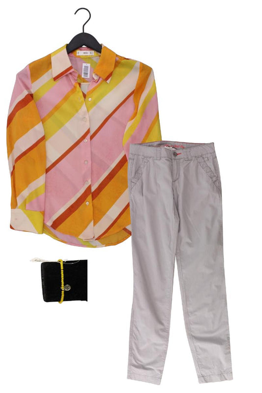Second Hand Outfit Größe XS mit Mango Langarmbluse in Gr. XS und Armband