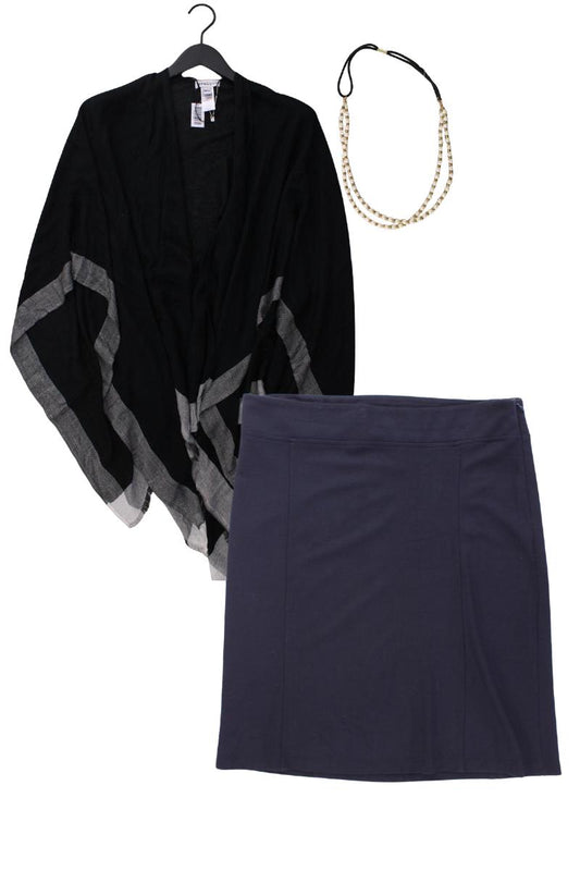 Second Hand Outfit Größe L mit Manguun Classic Cardigan in Gr. OneSize