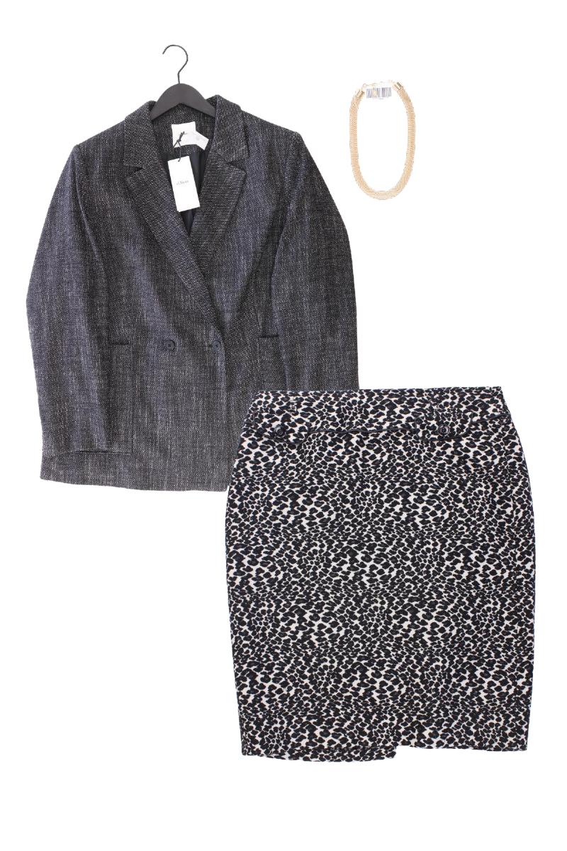 Second Hand Outfit Größe XL mit s.Oliver Longblazer in Gr. 44 und Halskette