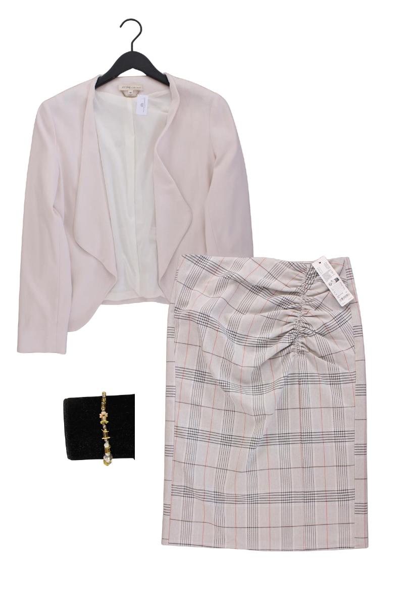 Second Hand Outfit Größe M mit Classic Blazer in Gr. 40 und Armband