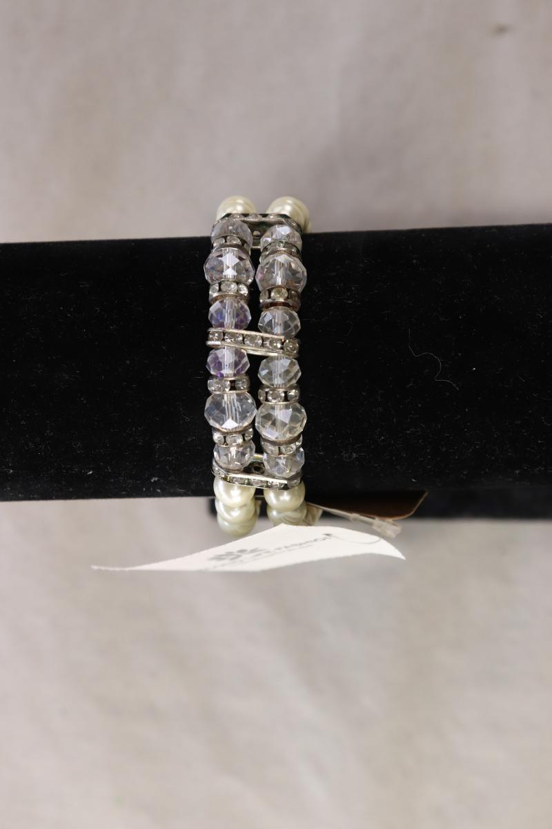 MeLady Armband neu mit Etikett creme