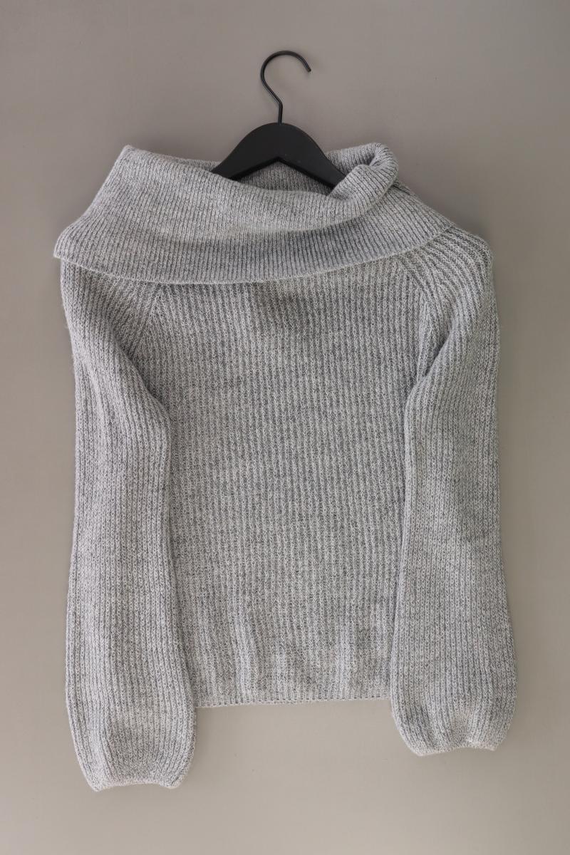 Second Hand Outfit Größe XS mit Grobstrickpullover in Gr. XS und Halskette