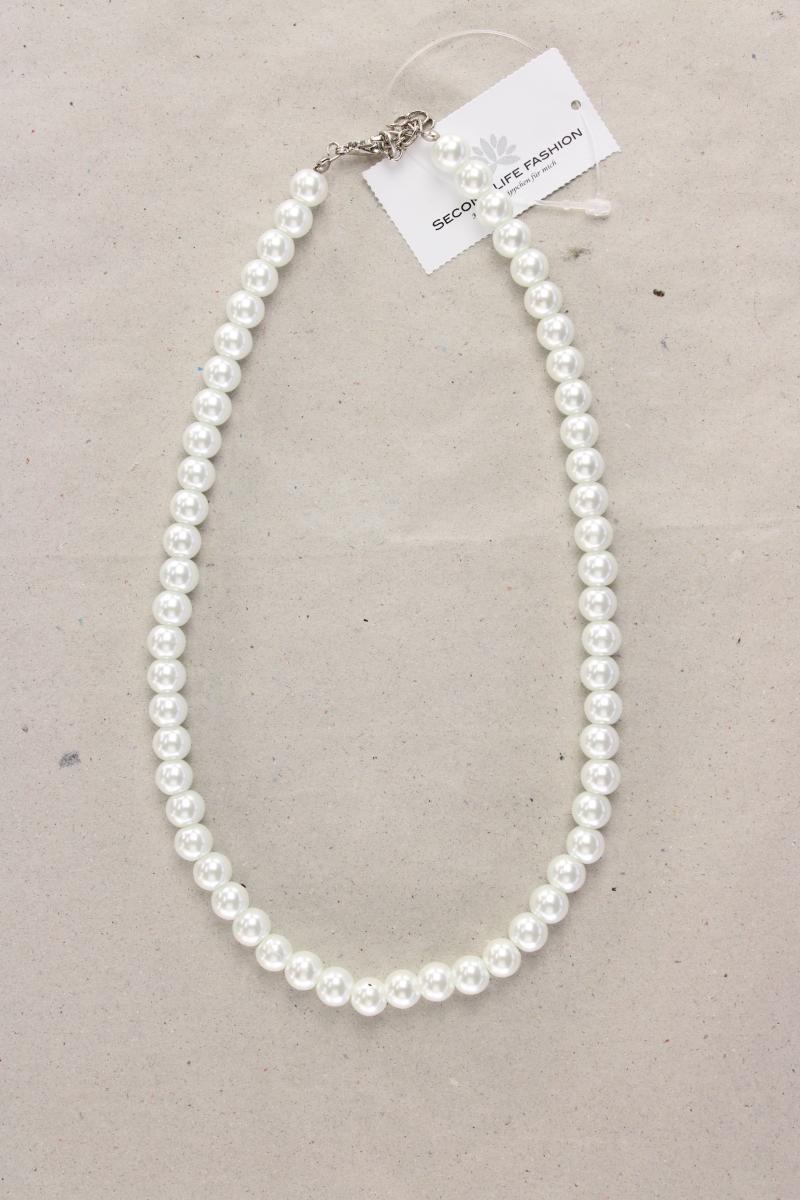 Perlenkette creme