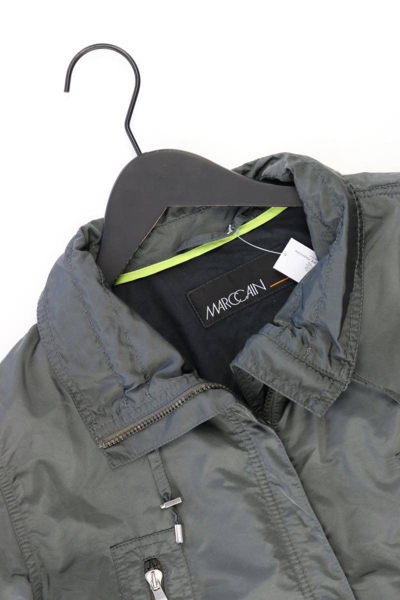 Marc Cain Übergangsjacke Gr. 40 neuwertig olivgrün aus Nylon