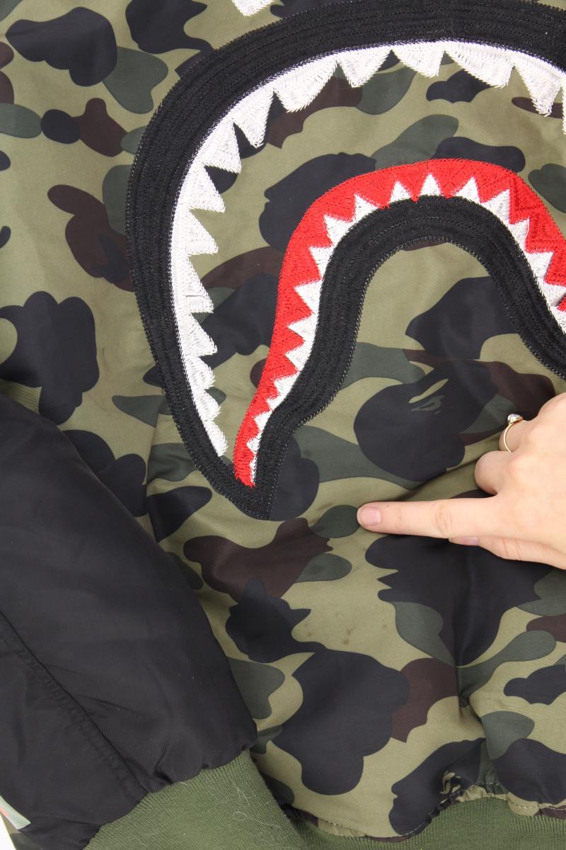 A Bathing Ape Bomberjacke für Herren Gr. M camouflage olivgrün aus Baumwolle
