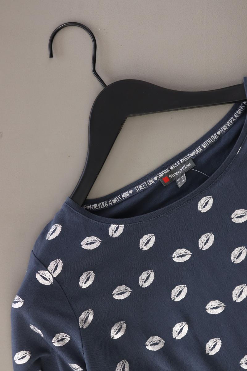 Street One Shirt mit Kussmundmuster Gr. 36 neuwertig Kurzarm blau