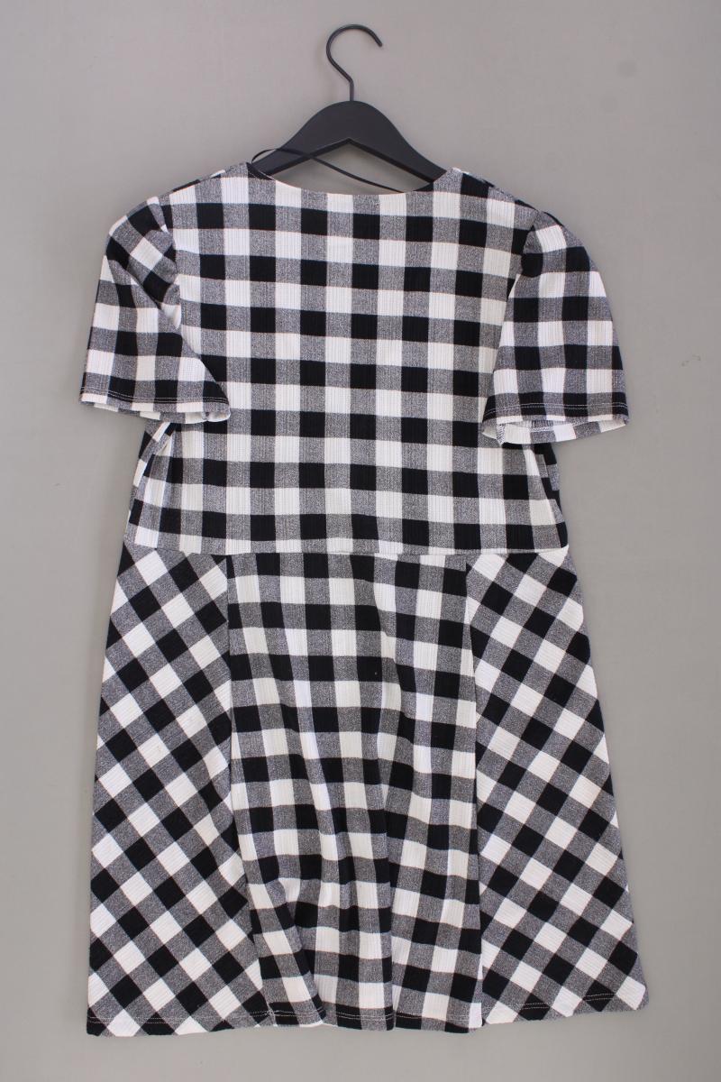 Pull&Bear Kurzarmkleid Gr. M kariert schwarz aus Polyester
