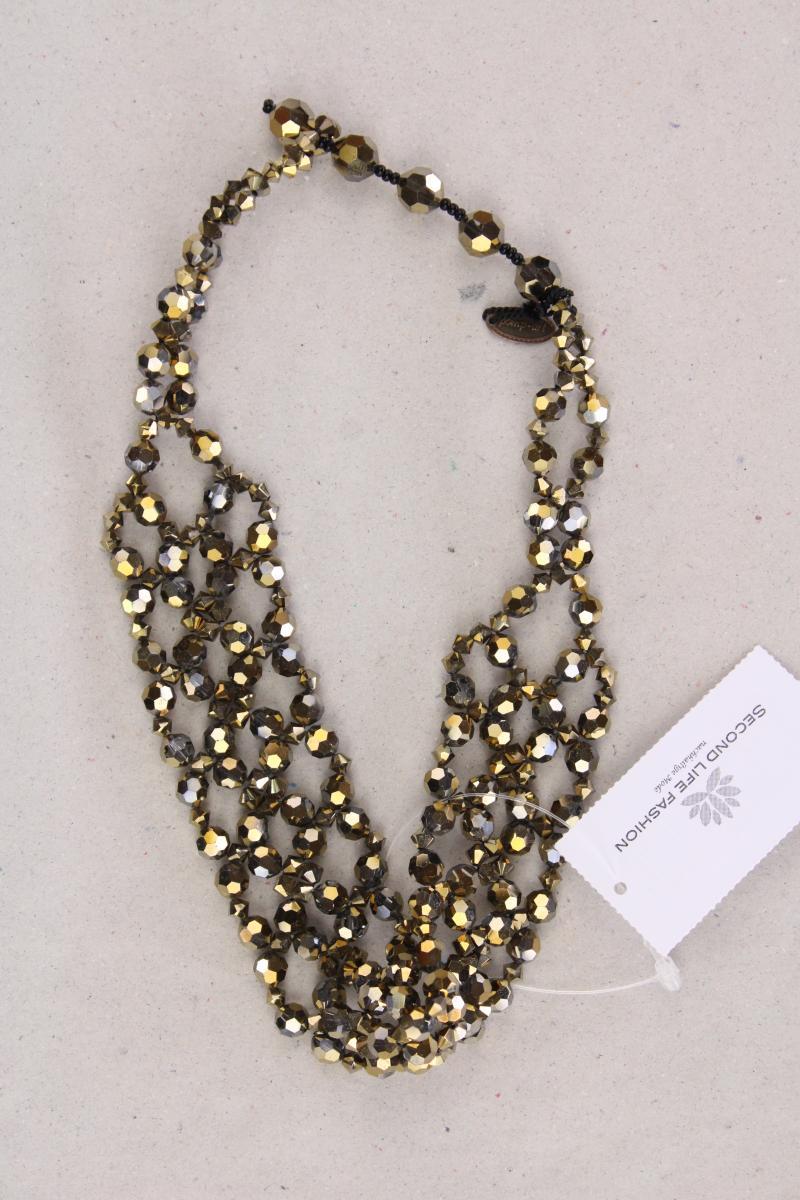 Second Hand Outfit Größe M mit More&More Classic Blazer in Gr. 38 und Halskette