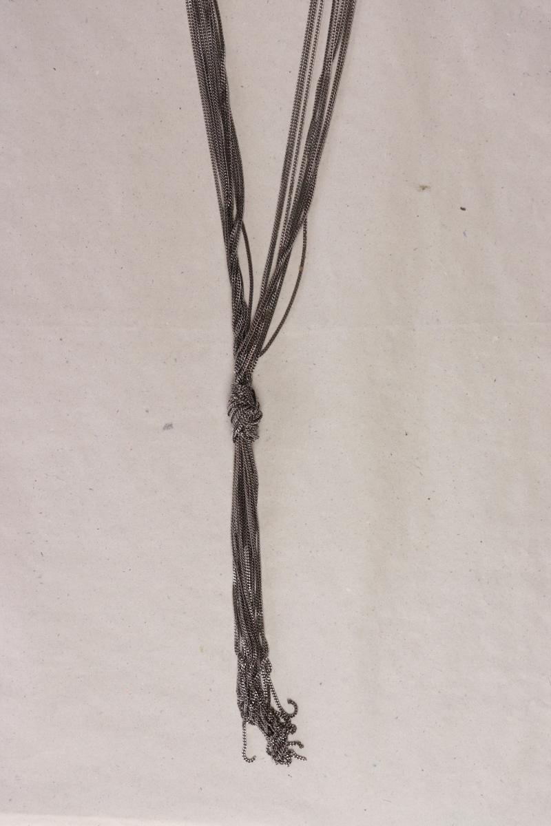 Second Hand Outfit Größe L mit AMBIANCE Wollblazer in Gr. 42 und Halskette