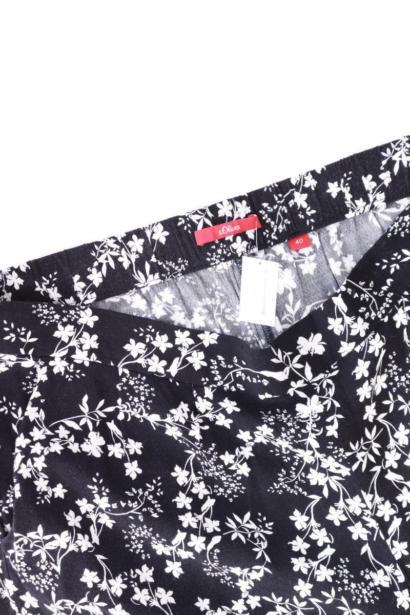 s.Oliver Shorts Gr. 40 mit Blumenmuster schwarz