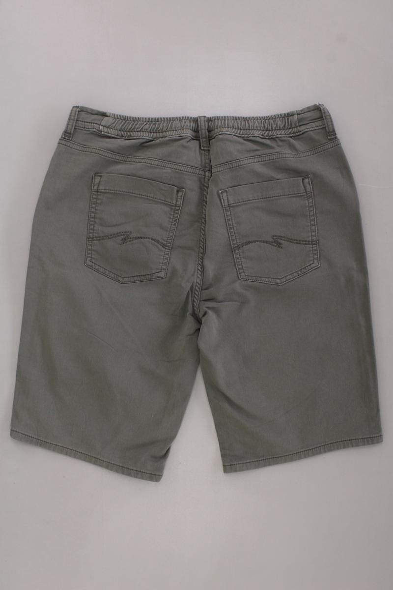 Street One Shorts Gr. W28 neuwertig olivgrün aus Baumwolle