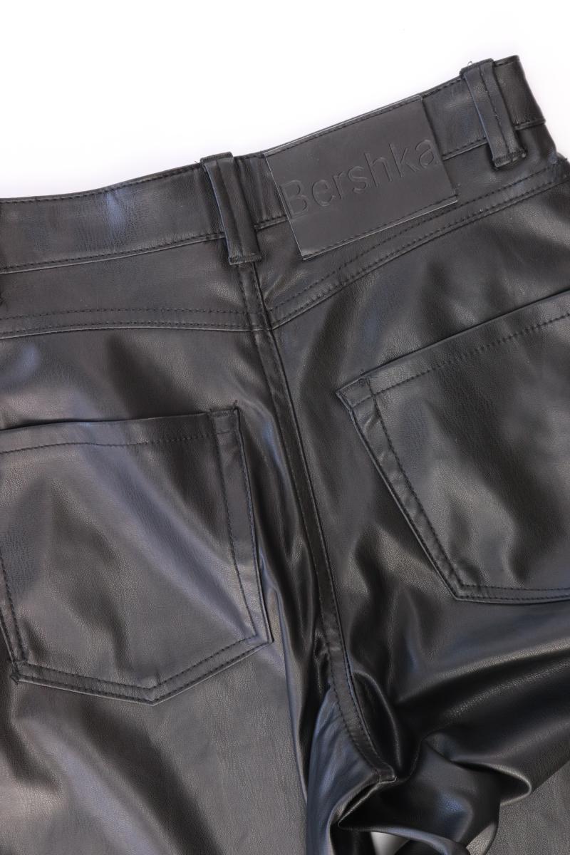 Bershka Kunstlederhose Gr. XS schwarz