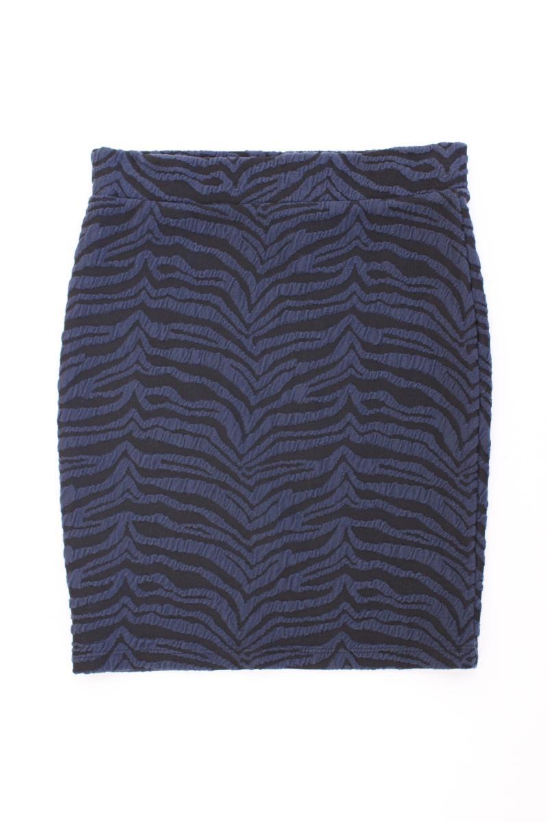 Second Hand Outfit Größe XS mit Mango Langarmbluse in Gr. XS und Tuch