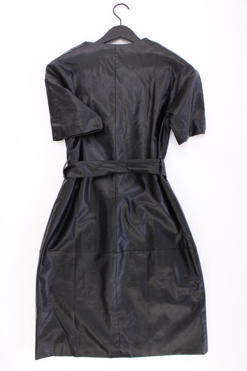 NA-KD Kunstlederkleid Gr. 40 neuwertig mit Gürtel Kurzarm schwarz