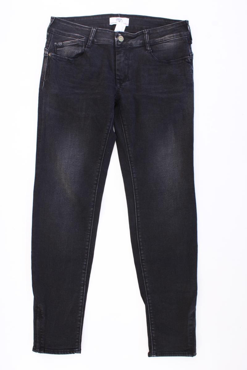 Second Hand Outfit Größe M mit Bianca Regular Shirt in Gr. 40/42 und Armband