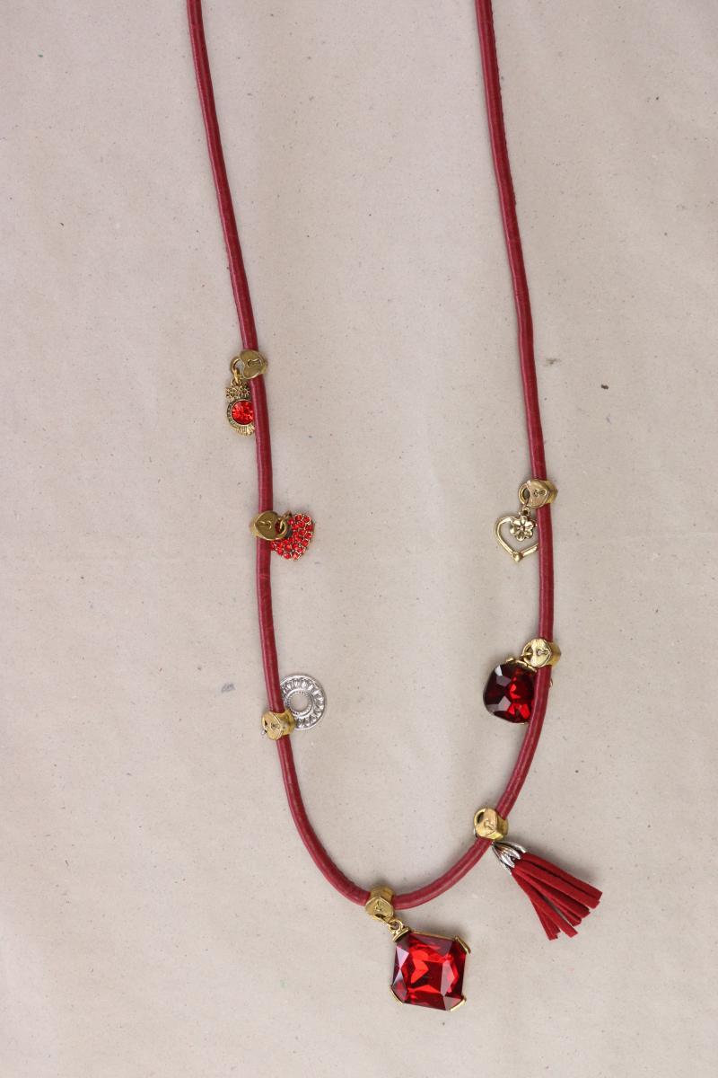 Second Hand Outfit Größe S mit Mexx Ärmellose Bluse in Gr. S und Halskette