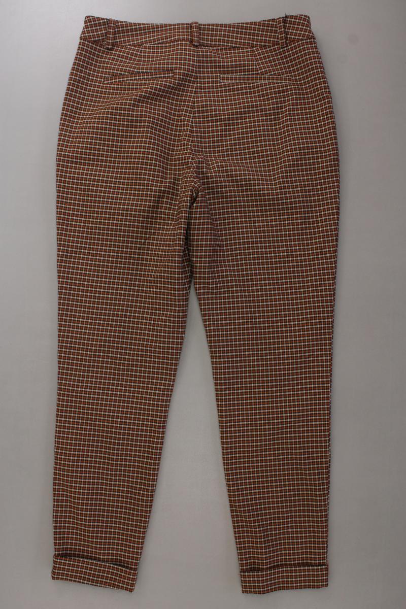 Second Hand Outfit Größe M mit Zara Neckholdertop in Gr. M und Halskette