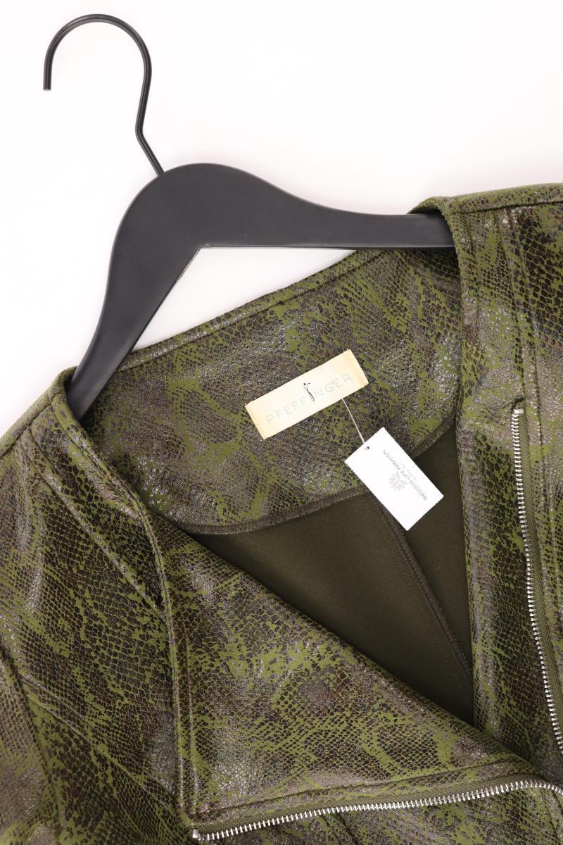 Pfeffinger Übergangsjacke Gr. 38 mit Tierdruck olivgrün aus Polyester