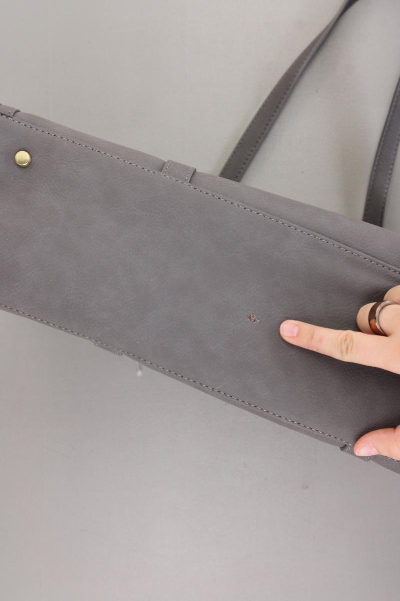 Schultertasche grau aus Kunstleder