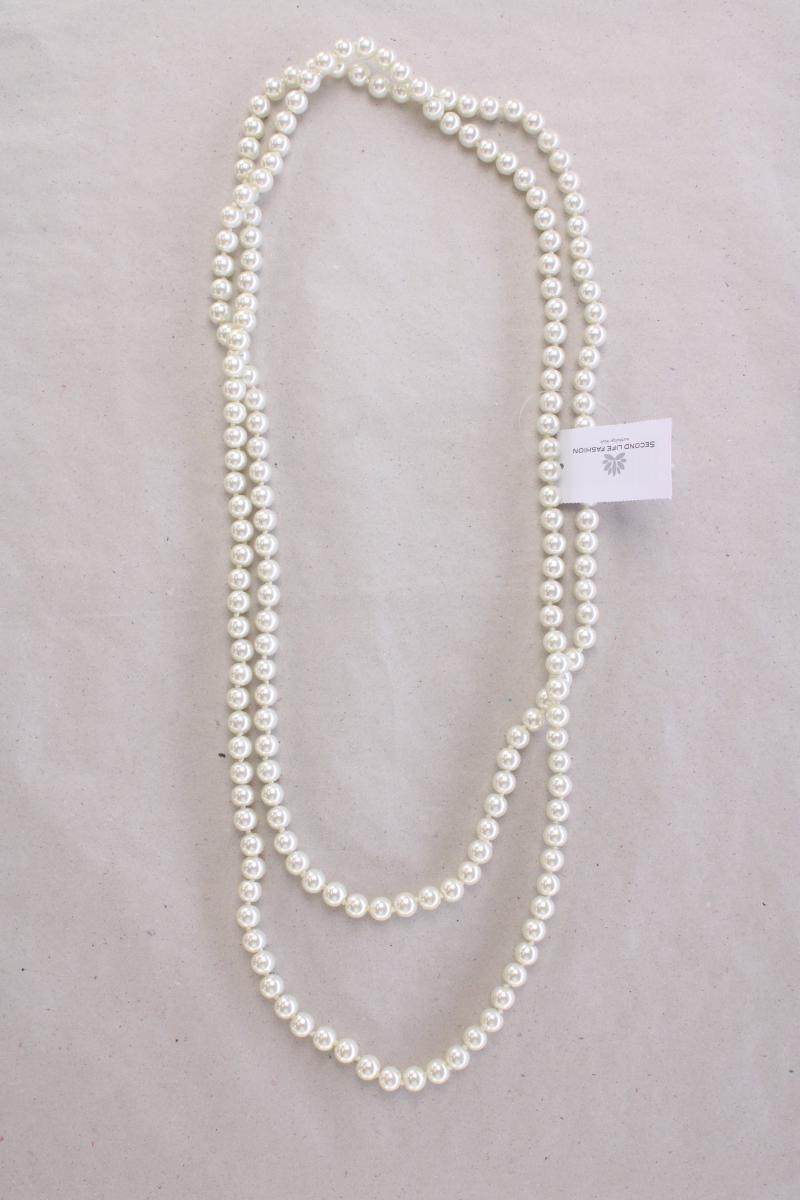 Perlenkette creme