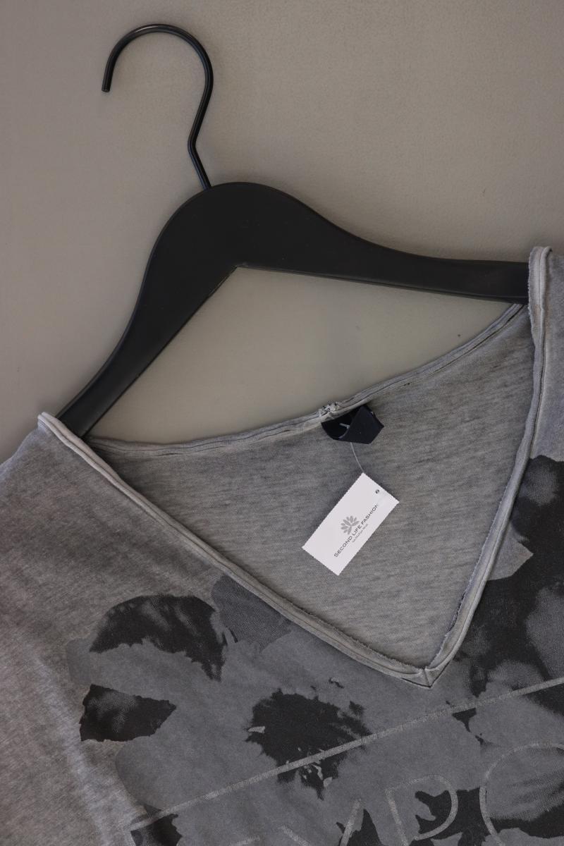 s.Oliver Shirt mit V-Ausschnitt Gr. L Kurzarm grau aus Baumwolle