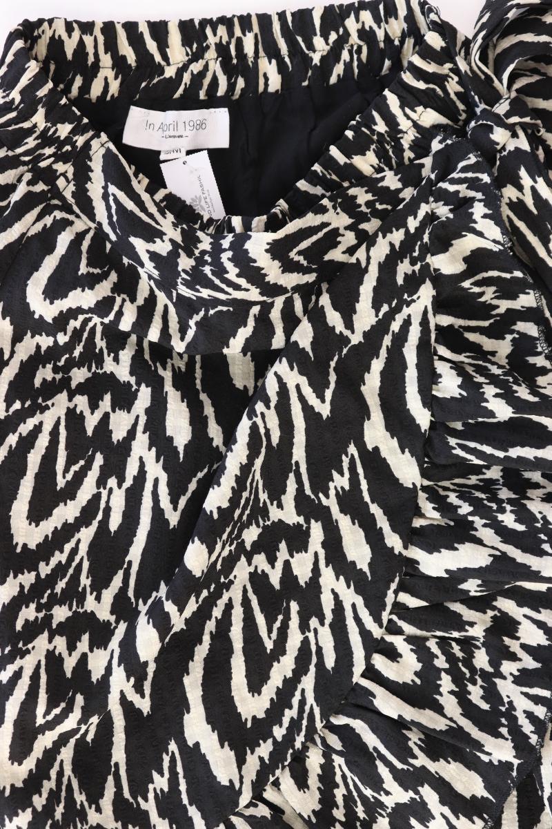 In April 1986 Rock Gr. S/M mit Tierdruck schwarz aus Polyester