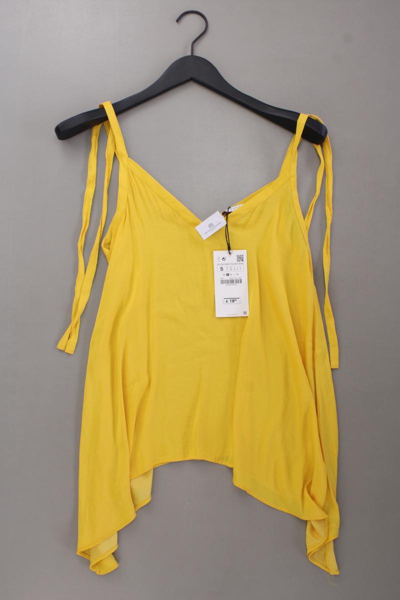 Second Hand Outfit Größe S mit Zara Spaghetti-Top in Gr. S und Accessoire