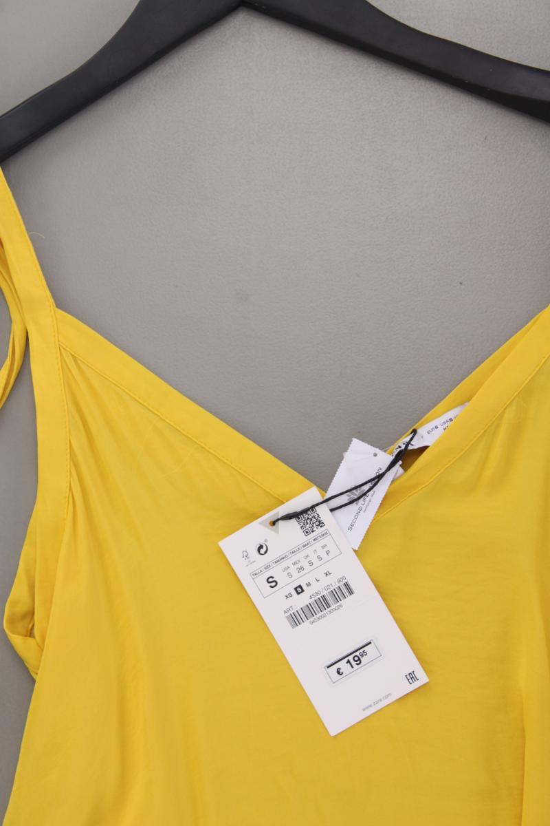 Second Hand Outfit Größe S mit Zara Spaghetti-Top in Gr. S und Accessoire