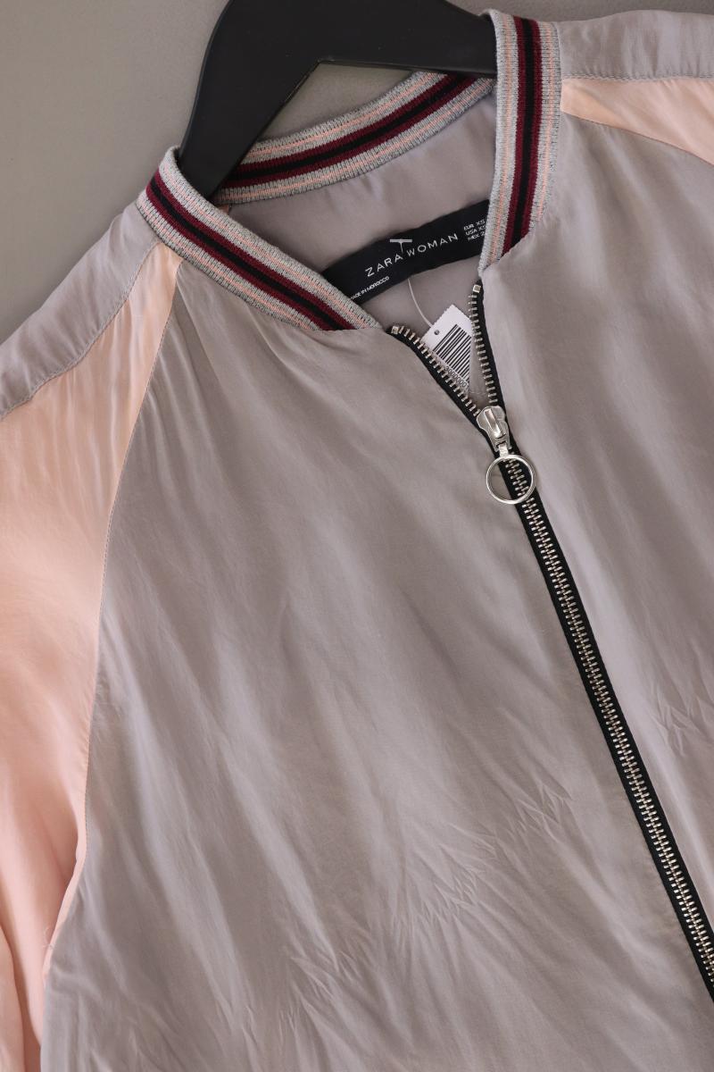 Zara Übergangsjacke Gr. XS grau aus Cupro