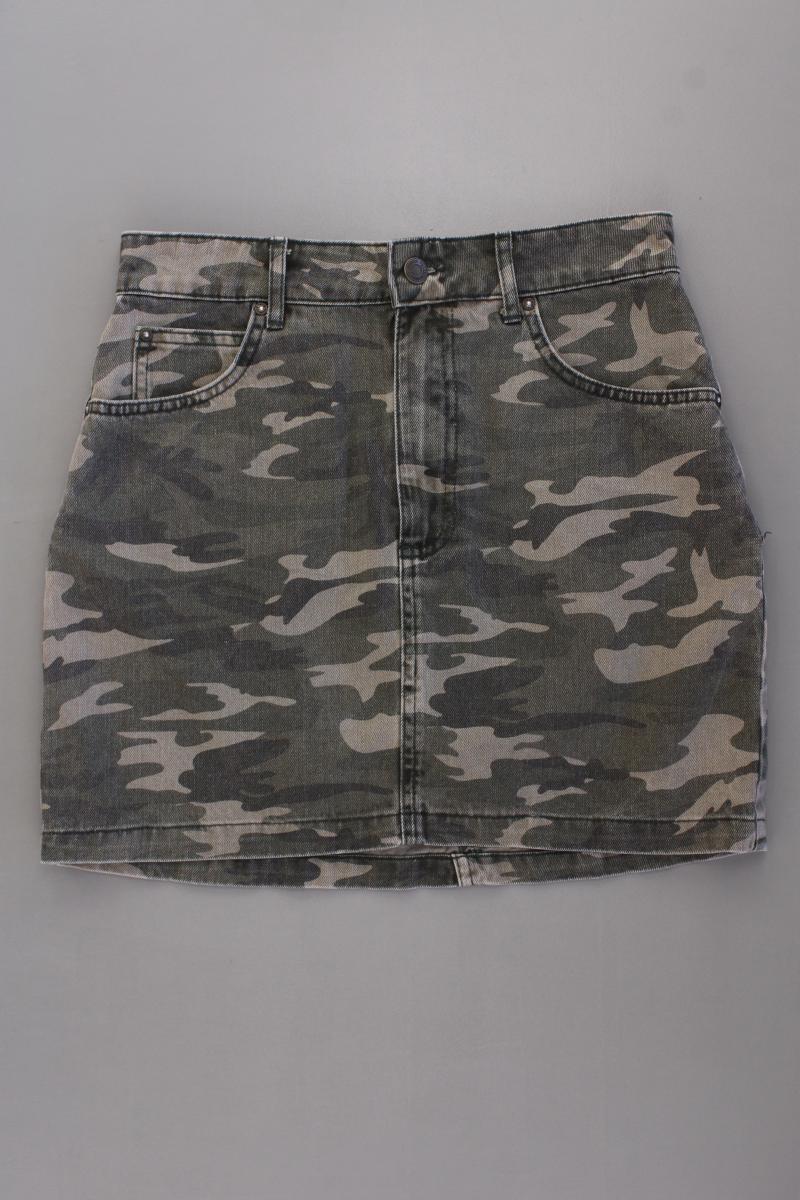 Pull&Bear Jeansrock Gr. M camouflage olivgrün