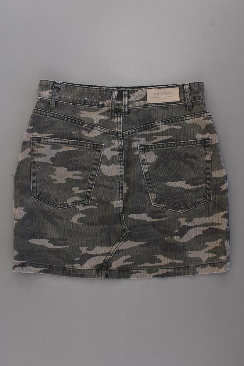 Pull&Bear Jeansrock Gr. M camouflage olivgrün