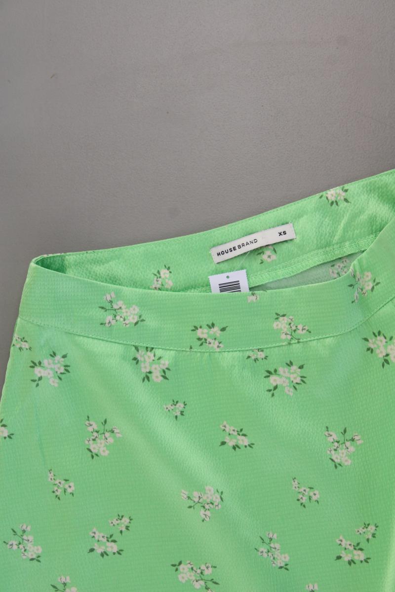House Brand Minirock Gr. XS mit Blumenmuster grün aus Polyester