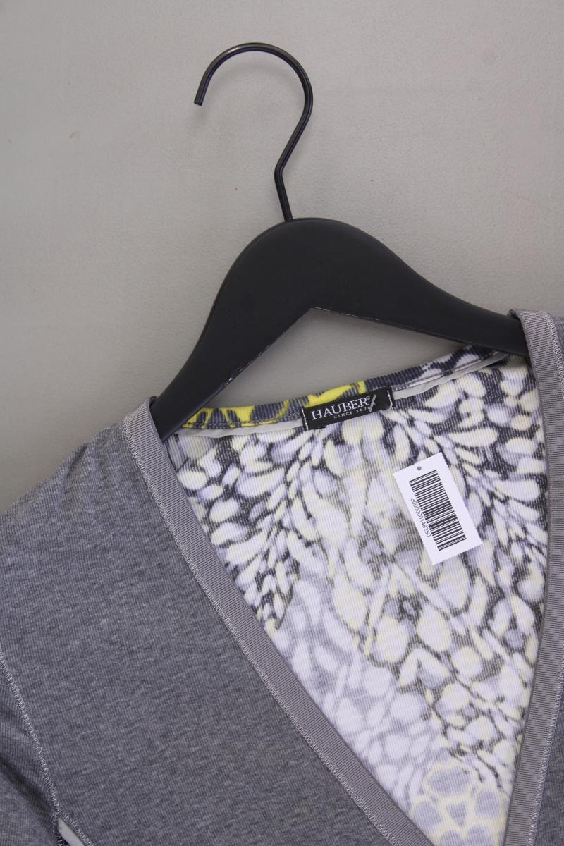 Hauber Shirt mit V-Ausschnitt Gr. 42 neuwertig Kurzarm grau aus Baumwolle