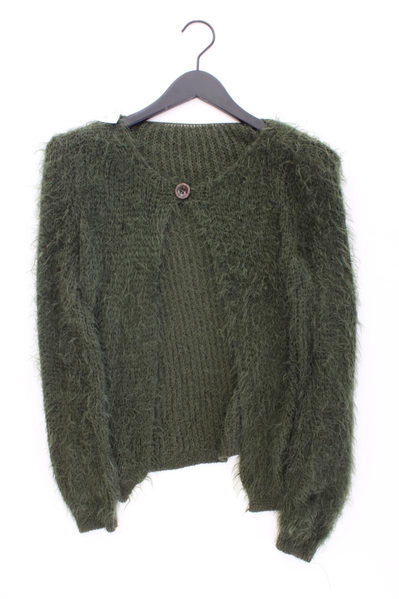 Second Hand Outfit Größe M mit Strickjacke in Gr. M und Halskette