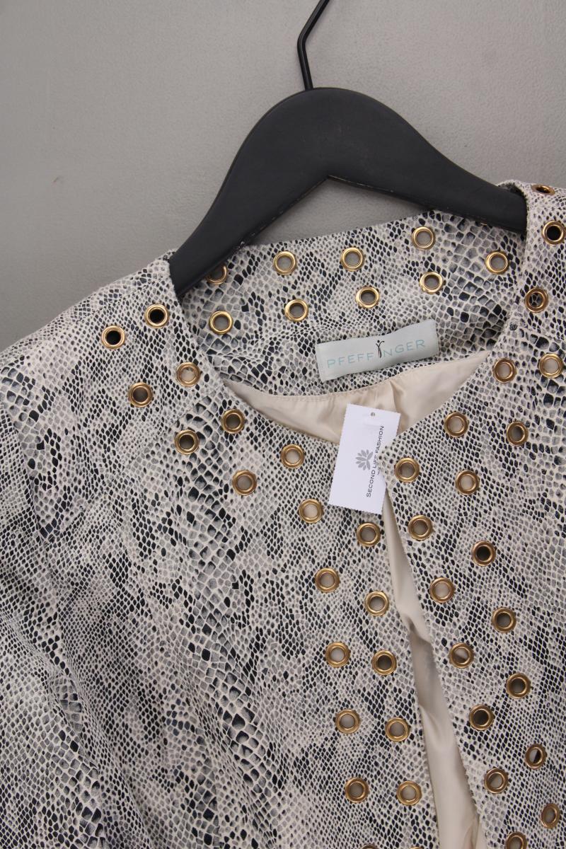 Pfeffinger Kurzjacke Gr. 36 mit Tierdruck neuwertig mit Nieten grau