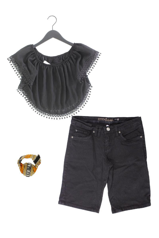 Second Hand Outfit Größe XS mit Kurzarmbluse in Gr. XS und Armband