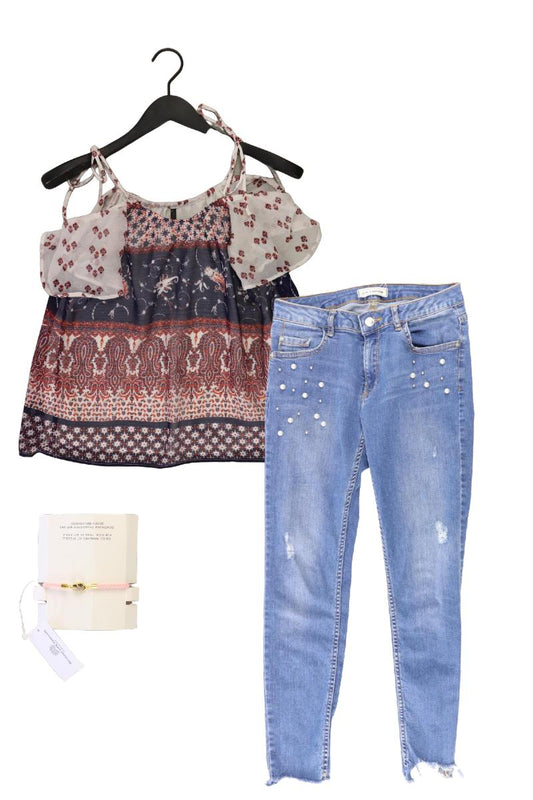 Second Hand Outfit Größe XS mit Kurzarmbluse in Gr. 34, Skinny Jeans in Gr. 34