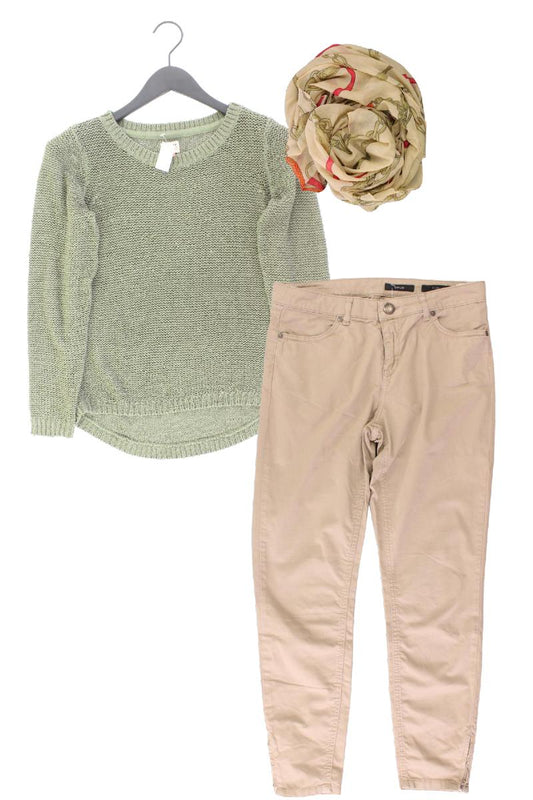 Second Hand Outfit Größe S mit Only Pullover in Gr. S und Schal