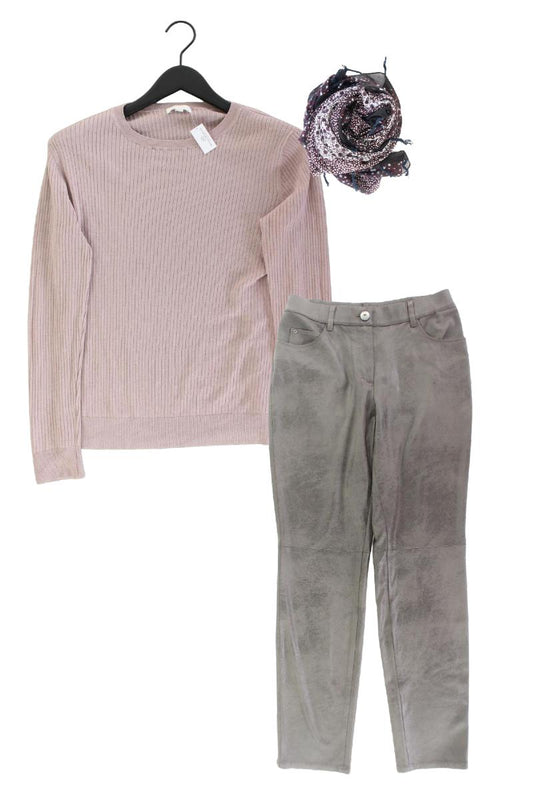 Second Hand Outfit Größe M mit H&M Feinstrickpullover in Gr. M und Schal