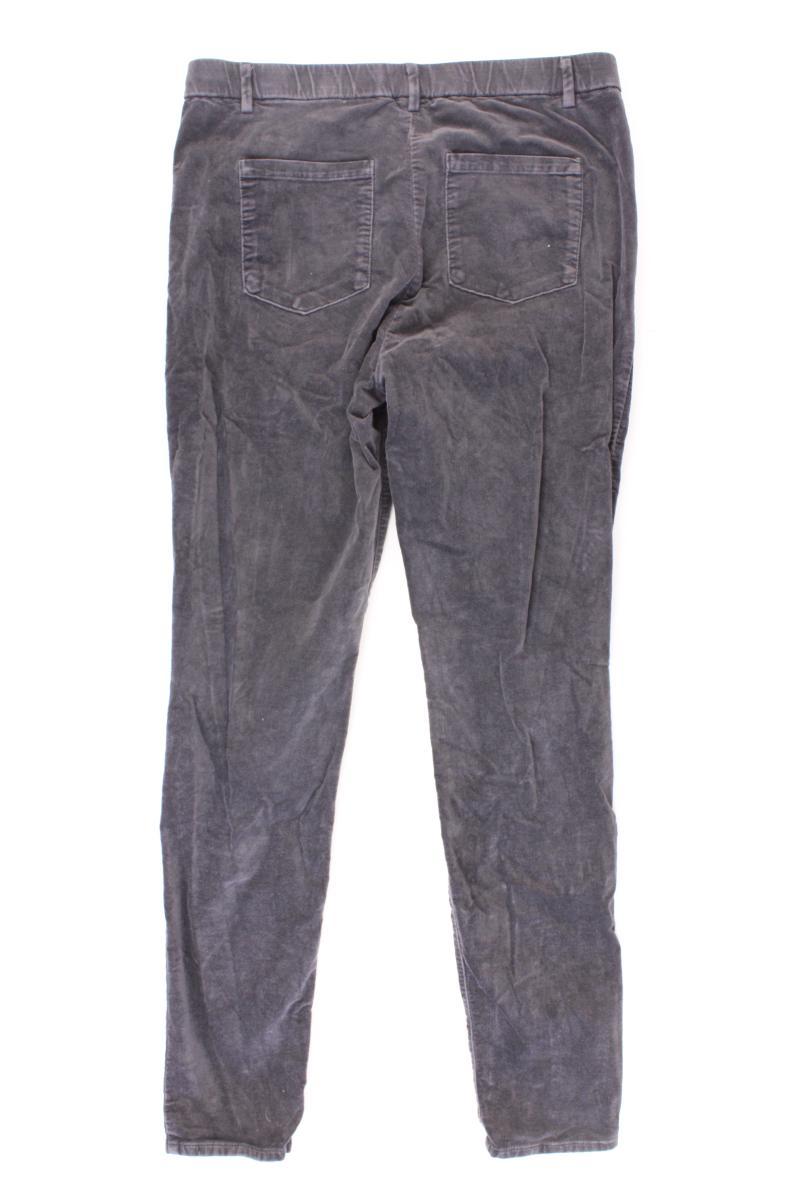 Lässiges Second Hand Freizeitoutfit in grau Größe L