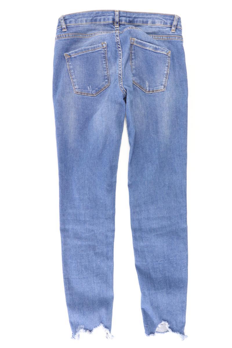Second Hand Outfit Größe XS mit Kurzarmbluse in Gr. 34, Skinny Jeans in Gr. 34