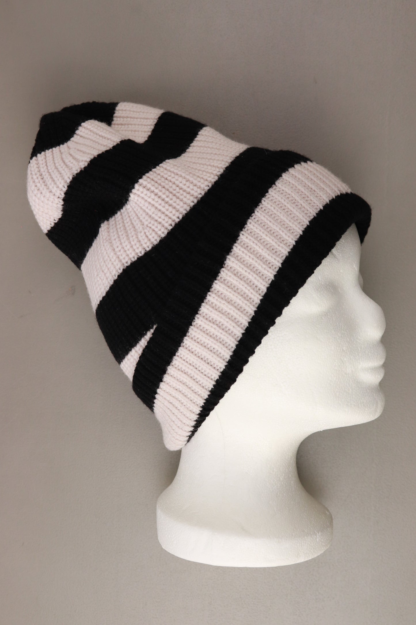 Finger in the Nose Kinder Strickmütze "Black Stripes Wool Beanie" creme Größe Onesize neu mit Etikett