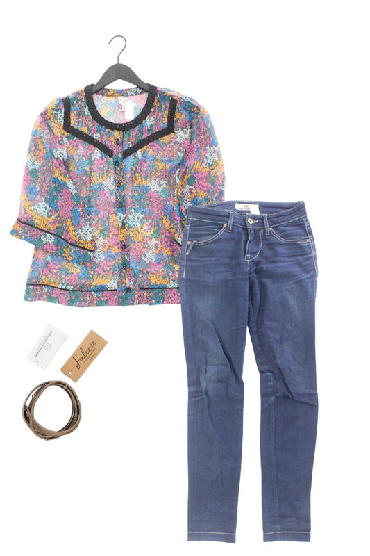 Second Hand Outfit Größe S mit QS by s.Oliver Classic Bluse in Gr. 36