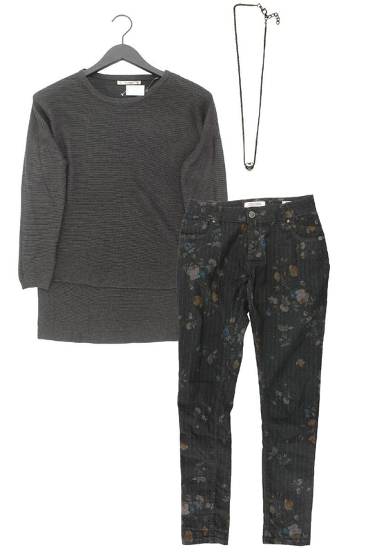 Second Hand Outfit Größe S mit Pull&Bear Grobstrickpullover in Gr. S
