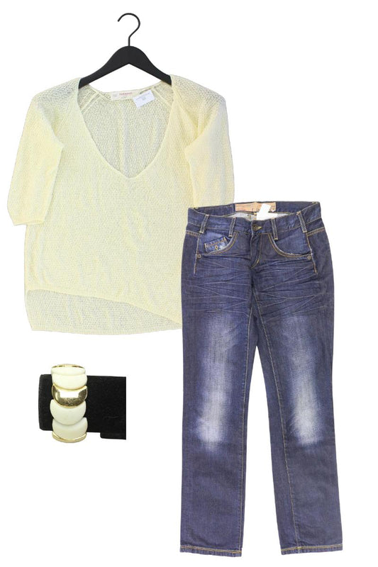 Second Hand Outfit Größe S mit Zara Grobstrickpullover in Gr. S und Armband